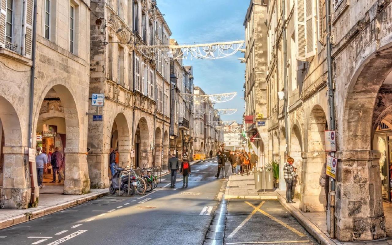 Blue Studio Cosy Et Calme Proche Du Centre Avec Tv Et Wifi La Rochelle  Buitenkant foto
